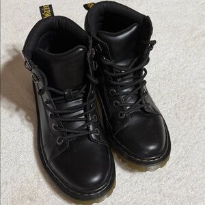 NEW! Dr. Martens Faora Lace Up Mid Combat Boots Size 7 USL